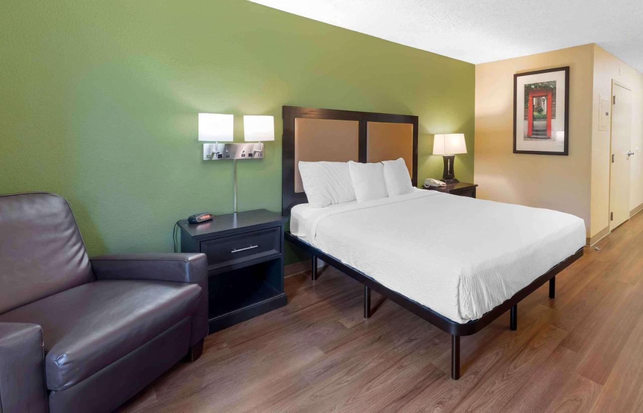 Extended Stay America Suites - Chicago - Elgin - West Dundee Exterior photo